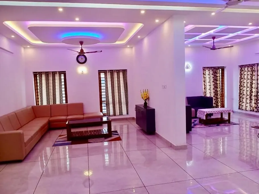 Spacious & Comfortable Home Stay ! Thrissur Hébergement de vacances