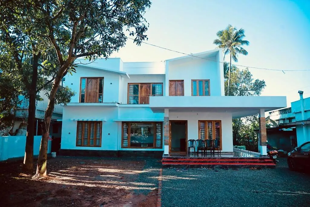 Spacious & Comfortable Home Stay ! Thrissur Hébergement de vacances